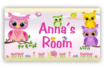 Room Door Sign with Stacked Owls